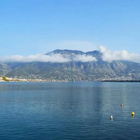 'euphoria Nest' 5min To Beach & Marina+parking Lot Appartement Kalamáta